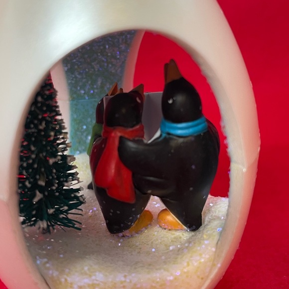 Winter Surprise Egg Hallmark Ornament - Picture 3 of 6